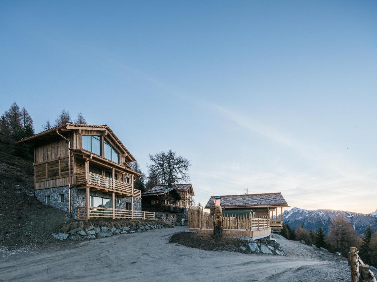 Rifugio Graziani Huette Hotel San Vigilio Di Marebbe Exterior photo